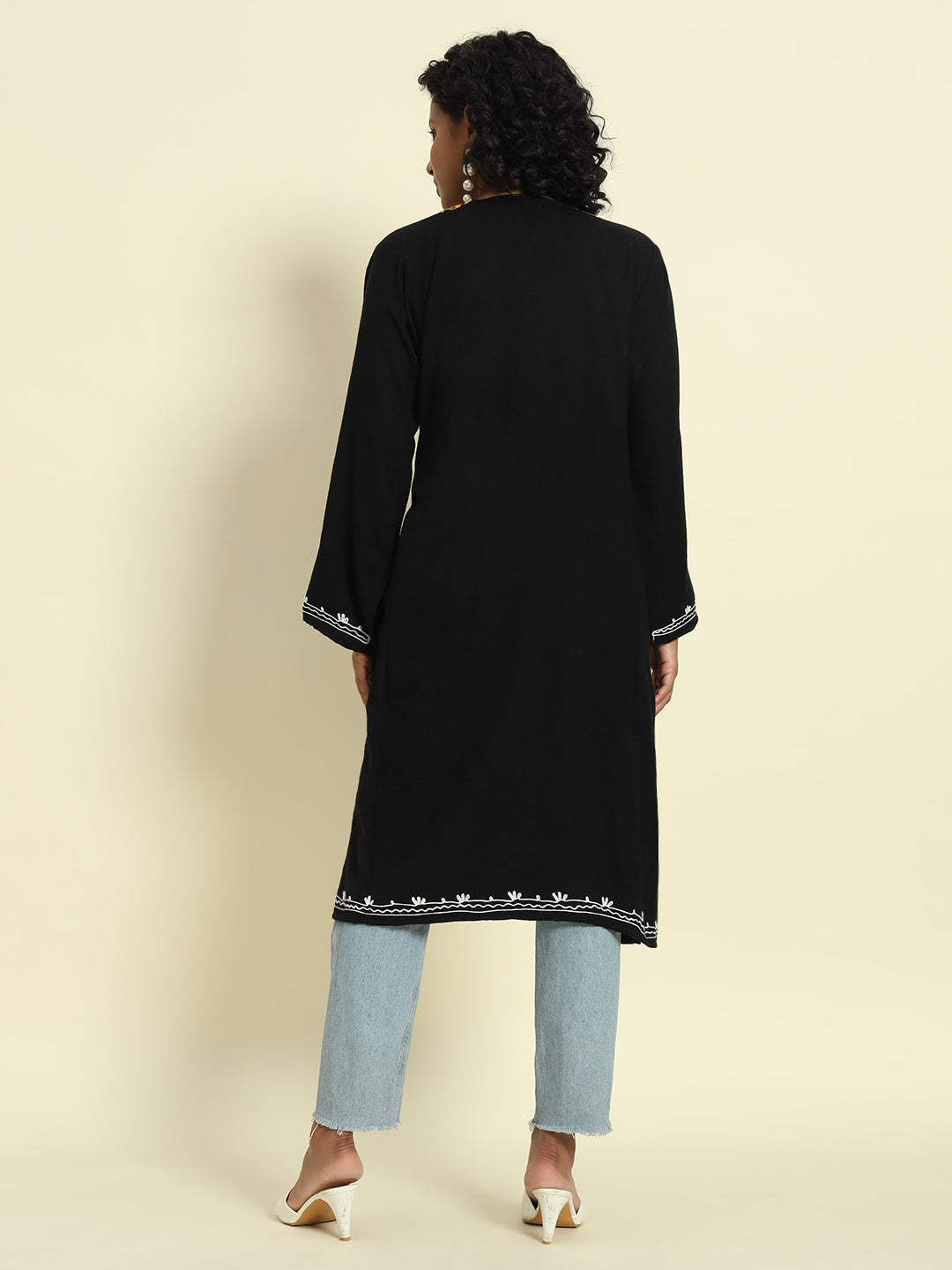 Gulmarg Series: Midnight Black Woolen Aari Pheran