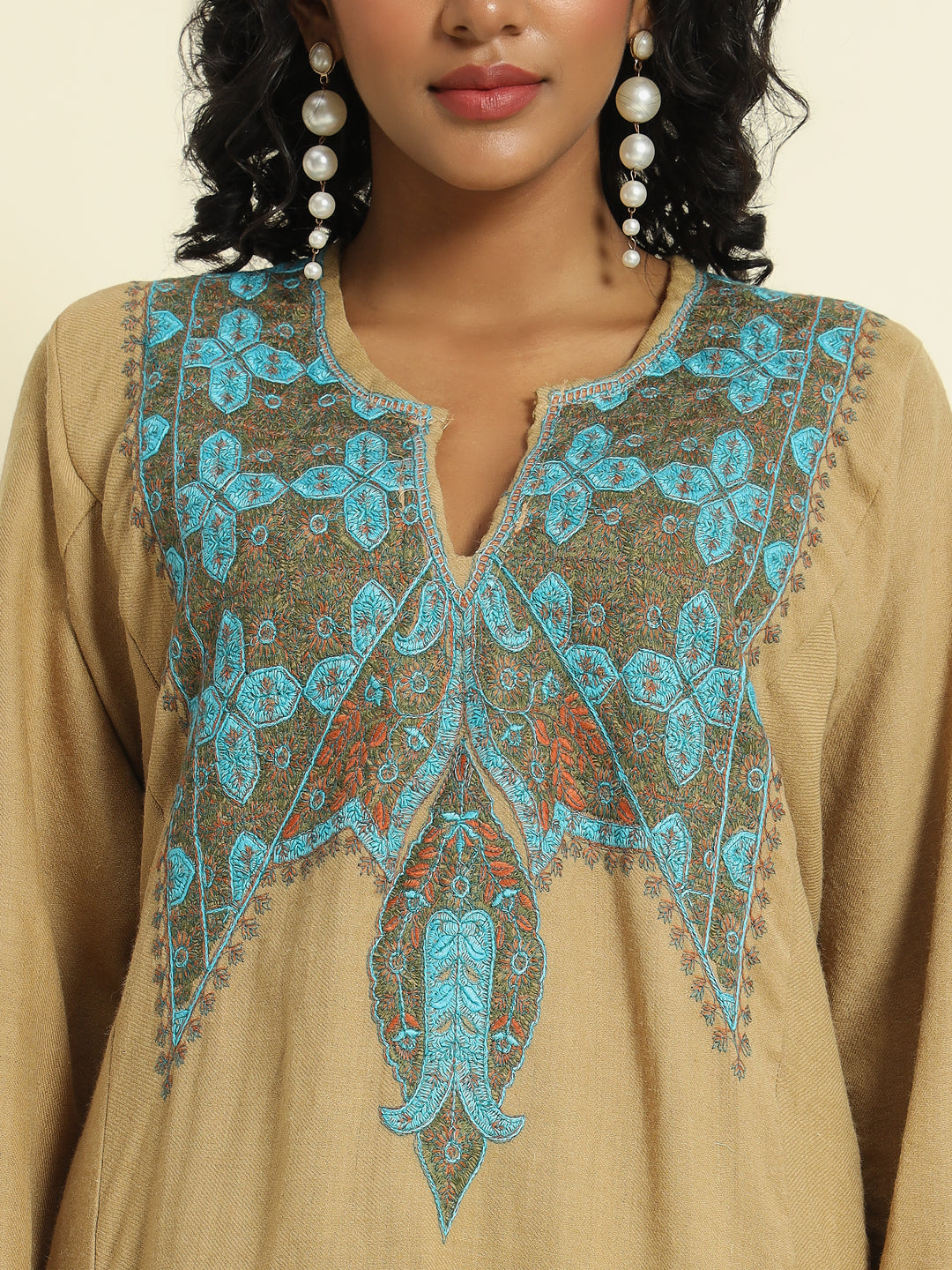 Gulmarg Series: Caramel Brown Woolen Sozni Pheran