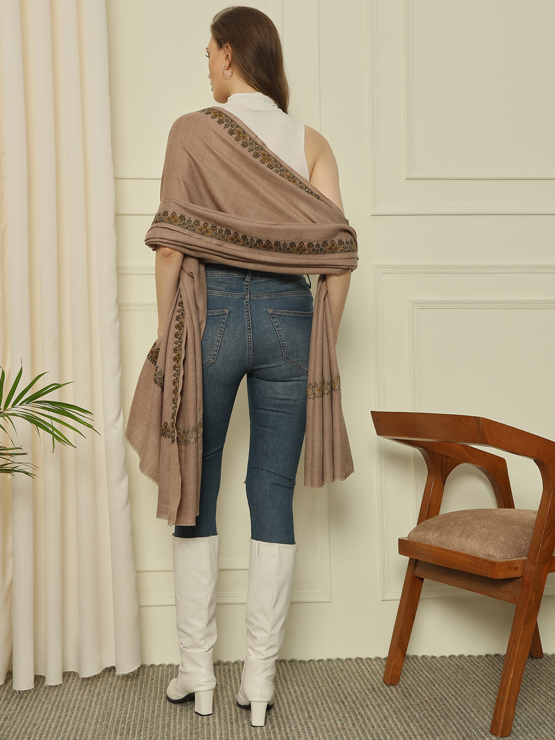 Gulmarg Series: Pure Natural Blend Hashidar Toosha Shawl – URFA