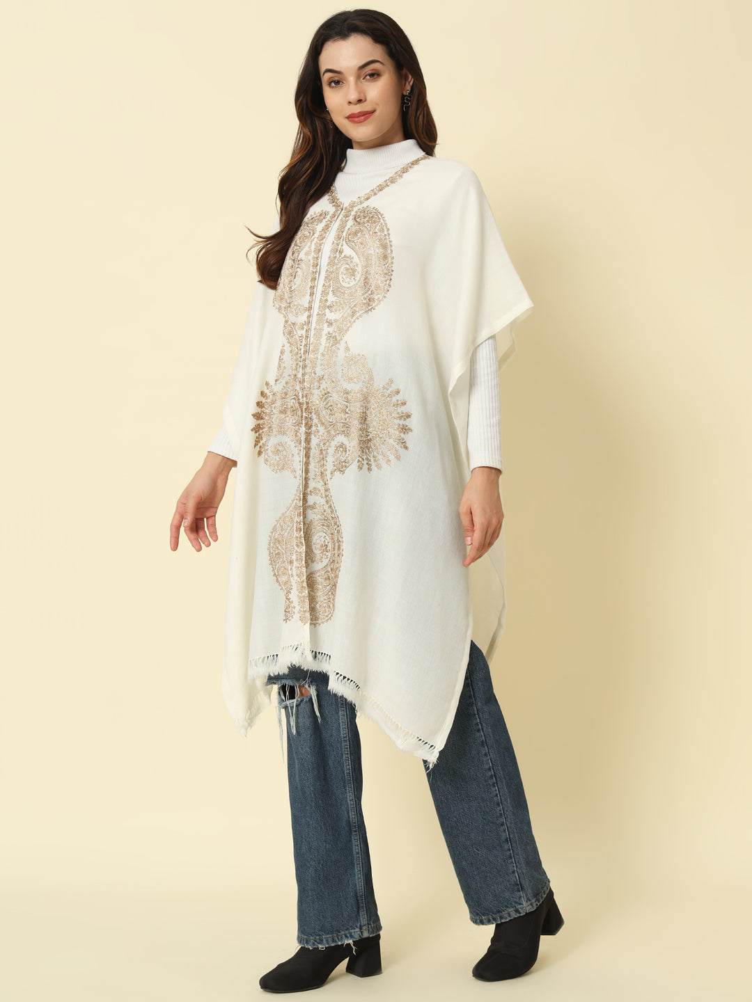 Gulmarg Series: Classic White Polywool Capeshawl
