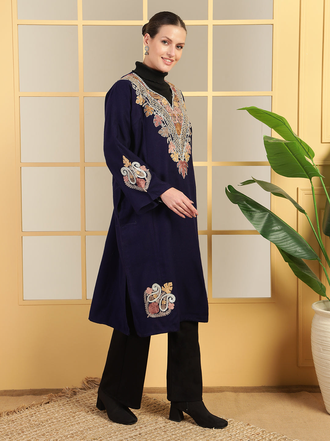 Gulmarg Series: Imperial Navy Blue Woolen Aari Pheran With Zari