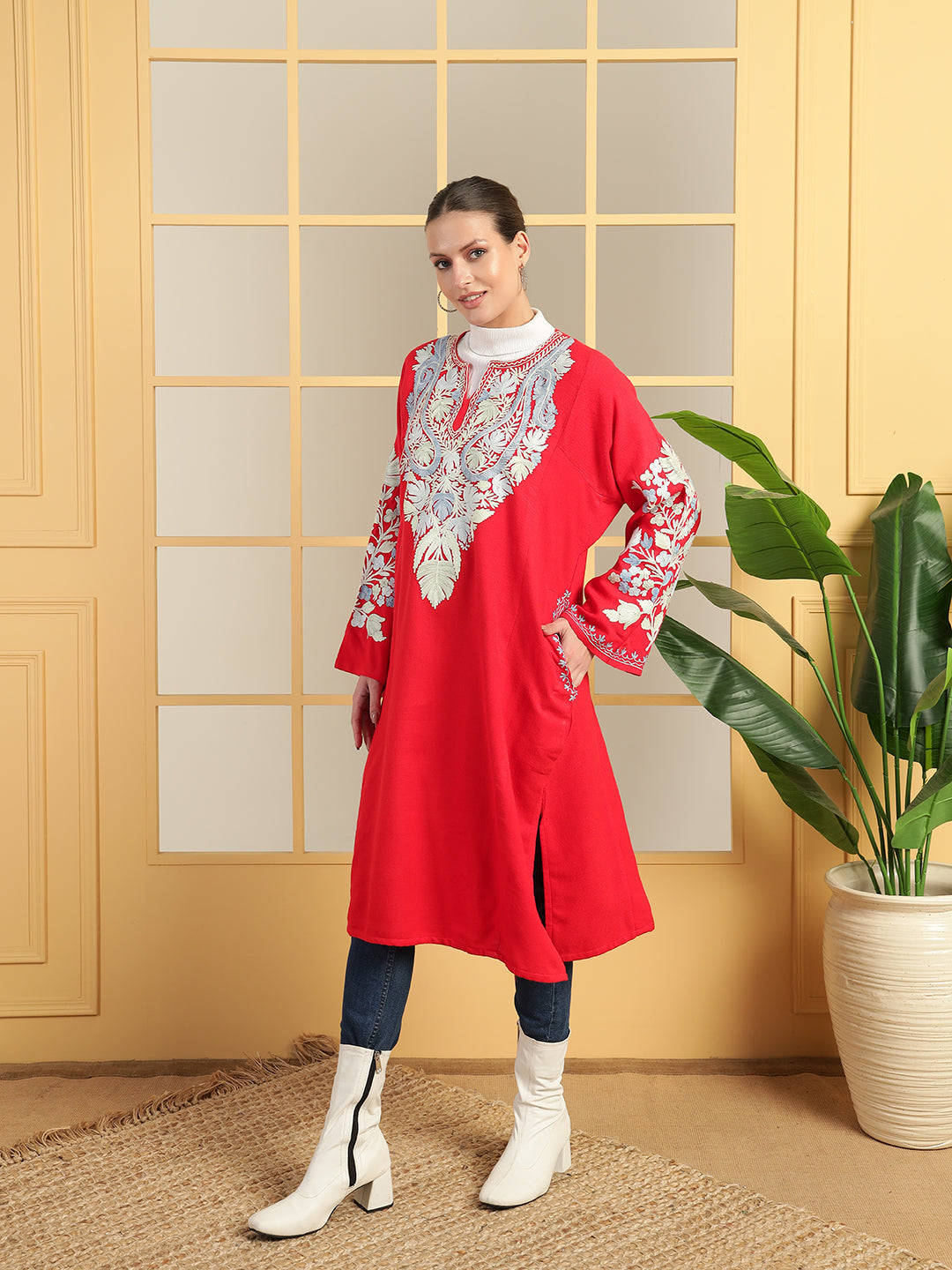 Gulmarg Series: Scarlet Red Woolen Aari Pheran