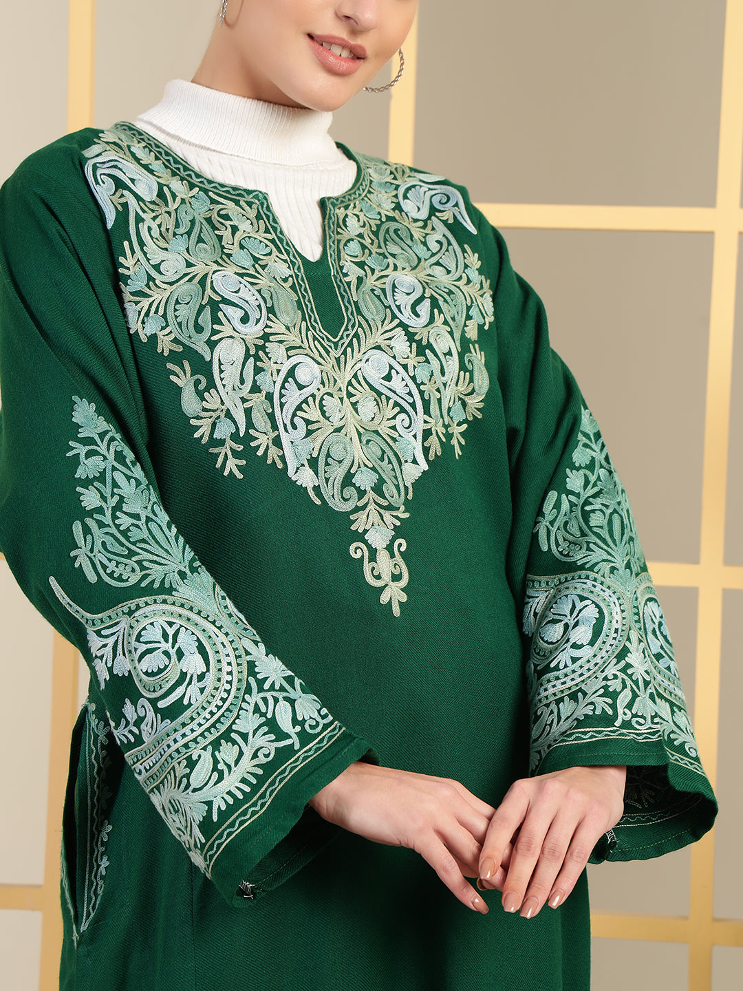 Gulmarg Series: Forest Green Woolen Aari Pheran