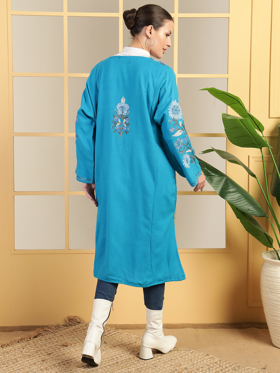 Gulmarg Series: Opulence Turquoise Woolen Aari Pheran